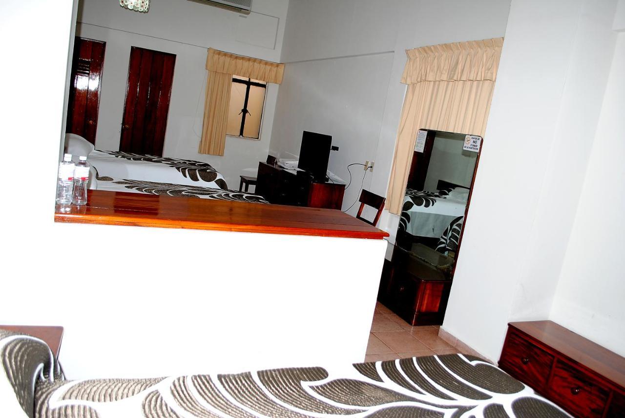 Apatzingan de la Constitucion Hotel Posada Del Sol מראה חיצוני תמונה