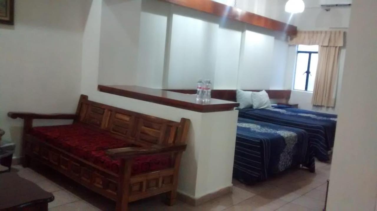 Apatzingan de la Constitucion Hotel Posada Del Sol מראה חיצוני תמונה