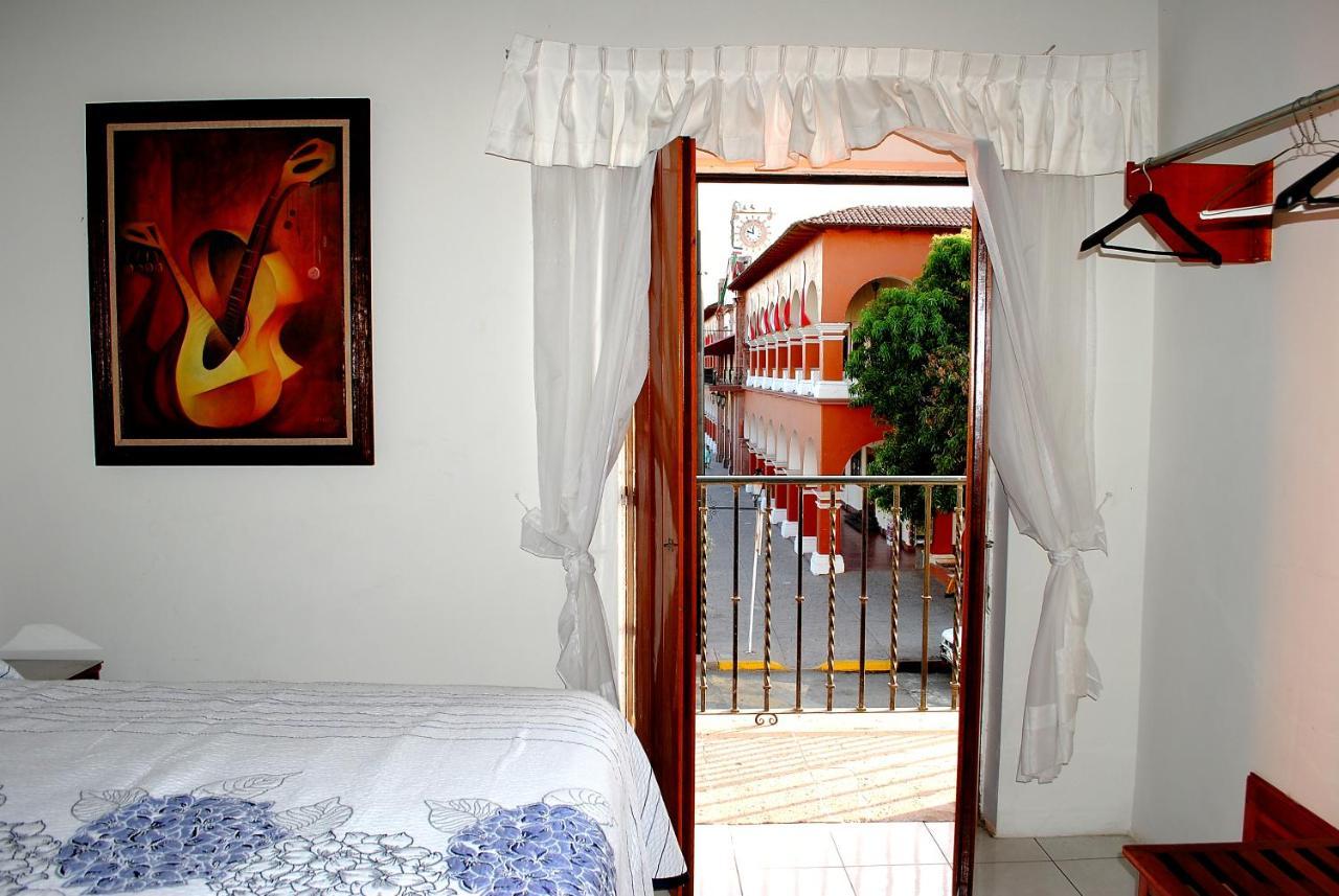 Apatzingan de la Constitucion Hotel Posada Del Sol מראה חיצוני תמונה